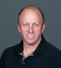 Speaker image - Dan Vega